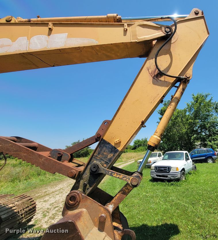 image for item IF9936 2003 Case CX210  excavator