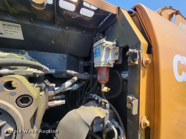 image for item IF9936 2003 Case CX210  excavator