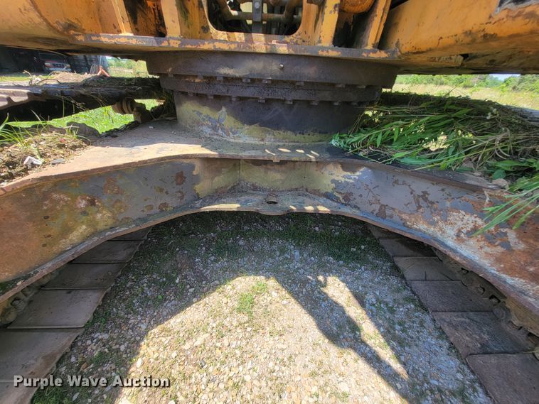 image for item IF9936 2003 Case CX210  excavator