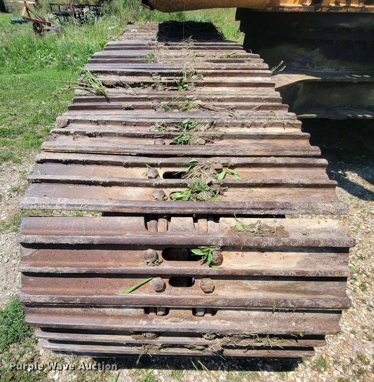 image for item IF9936 2003 Case CX210  excavator