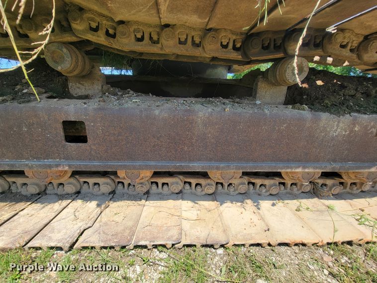 image for item IF9936 2003 Case CX210  excavator