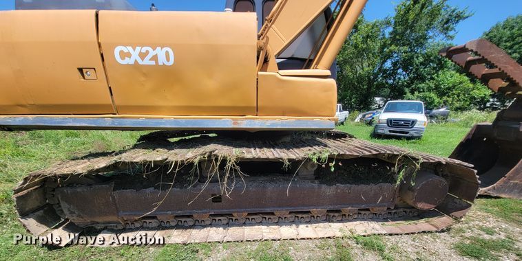 image for item IF9936 2003 Case CX210  excavator