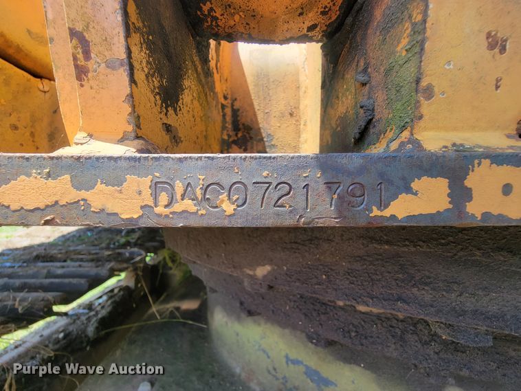 image for item IF9936 2003 Case CX210  excavator