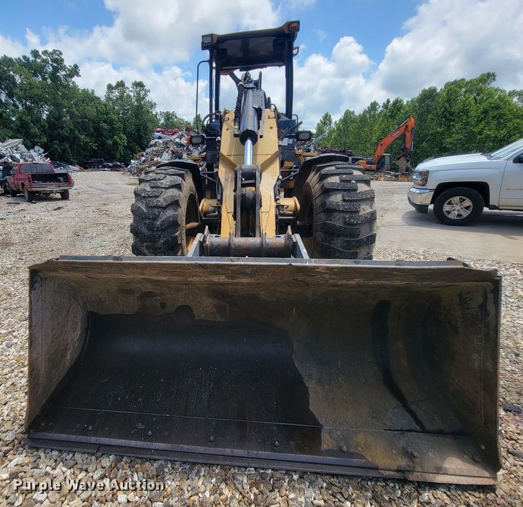 image for item IF9972 2005 Caterpillar 924G  wheel loader