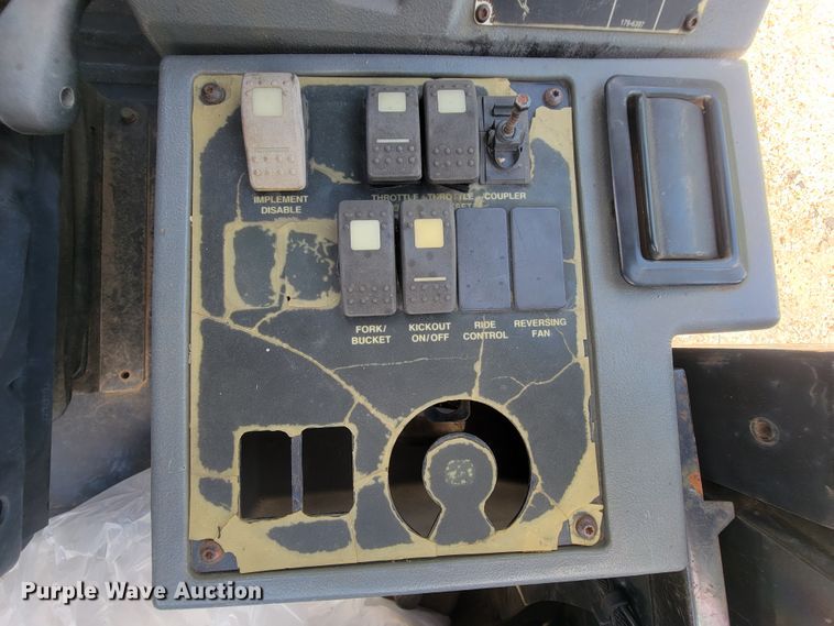 image for item IF9972 2005 Caterpillar 924G  wheel loader