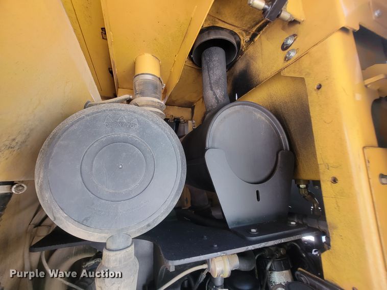 image for item IF9972 2005 Caterpillar 924G  wheel loader