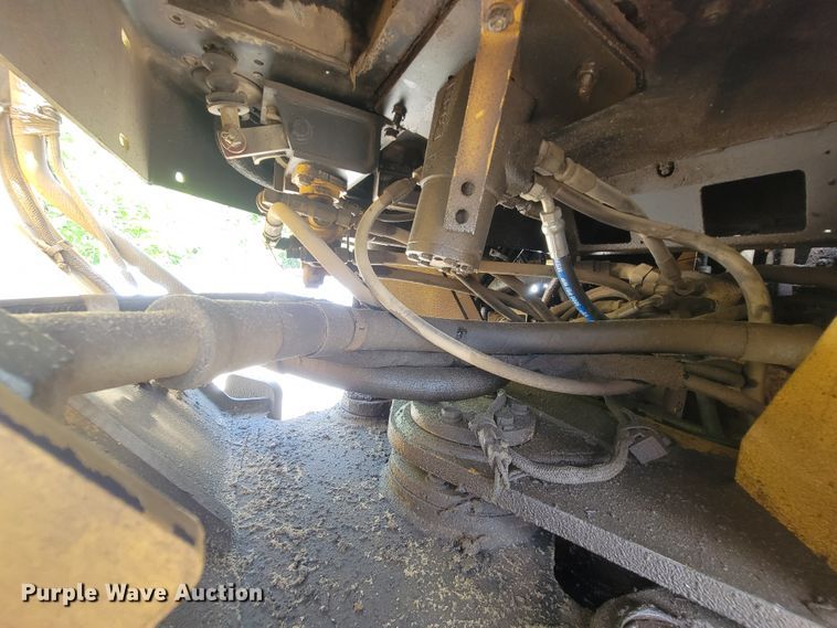 image for item IF9972 2005 Caterpillar 924G  wheel loader