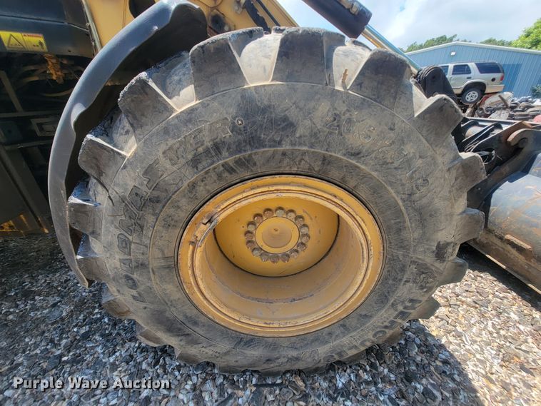 image for item IF9972 2005 Caterpillar 924G  wheel loader