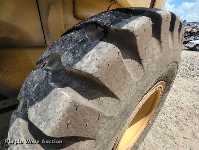 image for item IF9972 2005 Caterpillar 924G  wheel loader