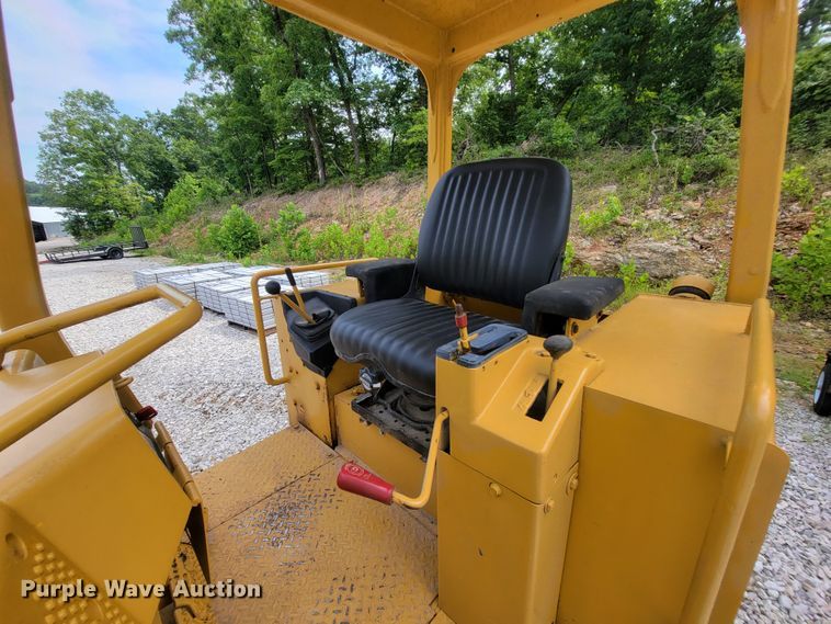 image for item IF9977 John Deere 555G  track loader