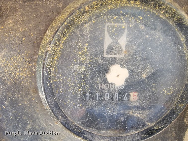 image for item IF9977 John Deere 555G  track loader