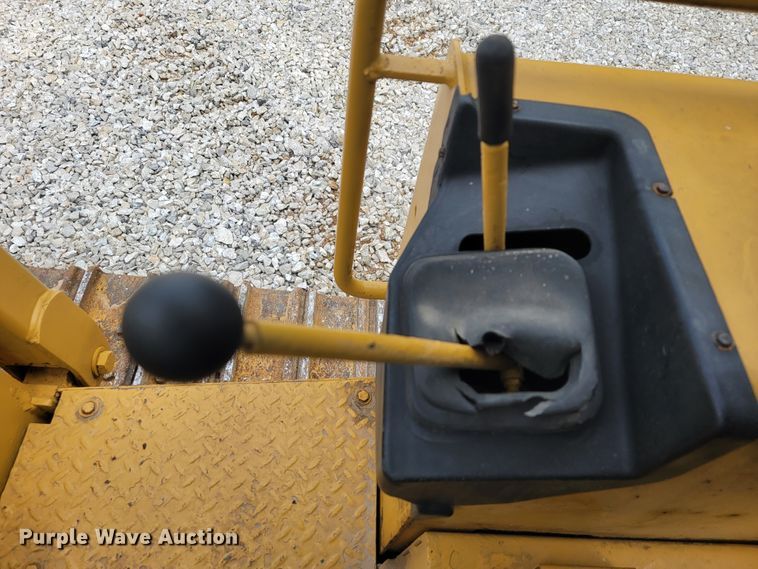 image for item IF9977 John Deere 555G  track loader