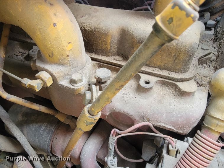 image for item IF9977 John Deere 555G  track loader