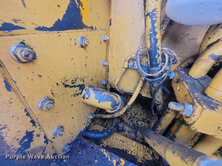 image for item IF9977 John Deere 555G  track loader