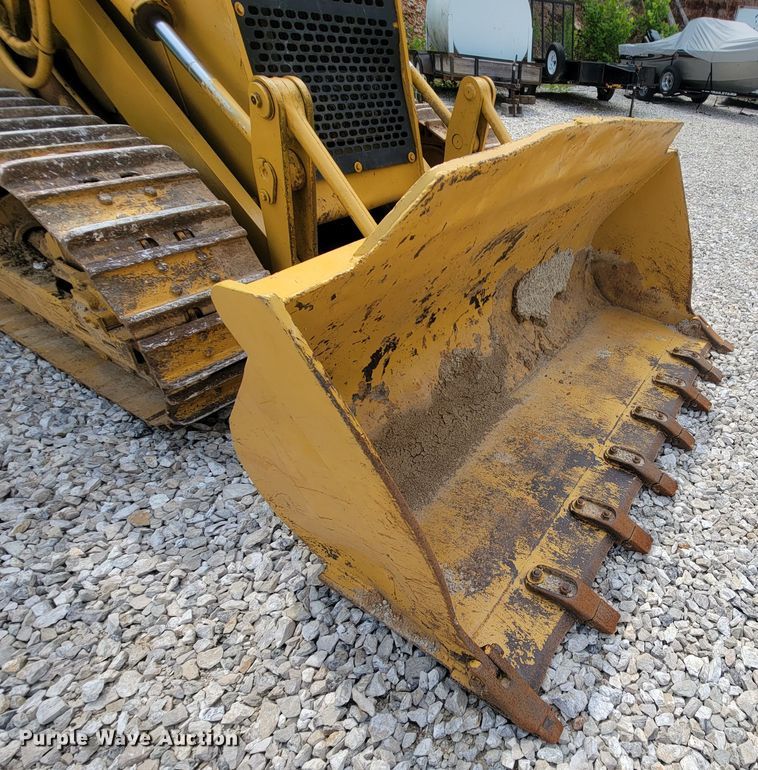image for item IF9977 John Deere 555G  track loader
