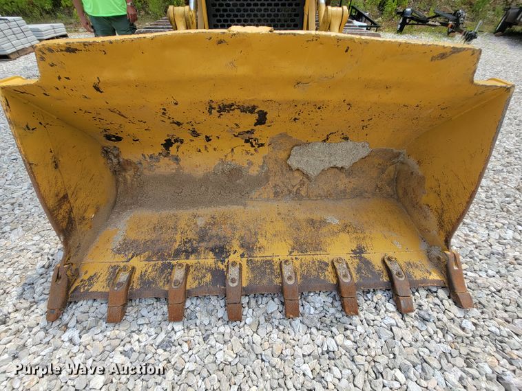 image for item IF9977 John Deere 555G  track loader