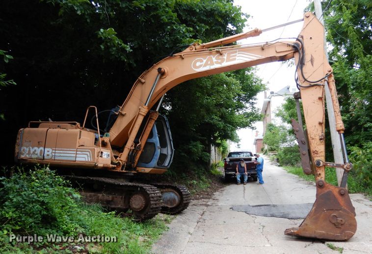 image for item II9581 1998 Case 9020B  excavator