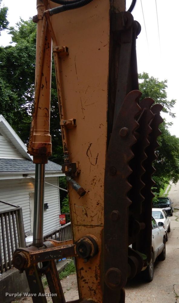 image for item II9581 1998 Case 9020B  excavator