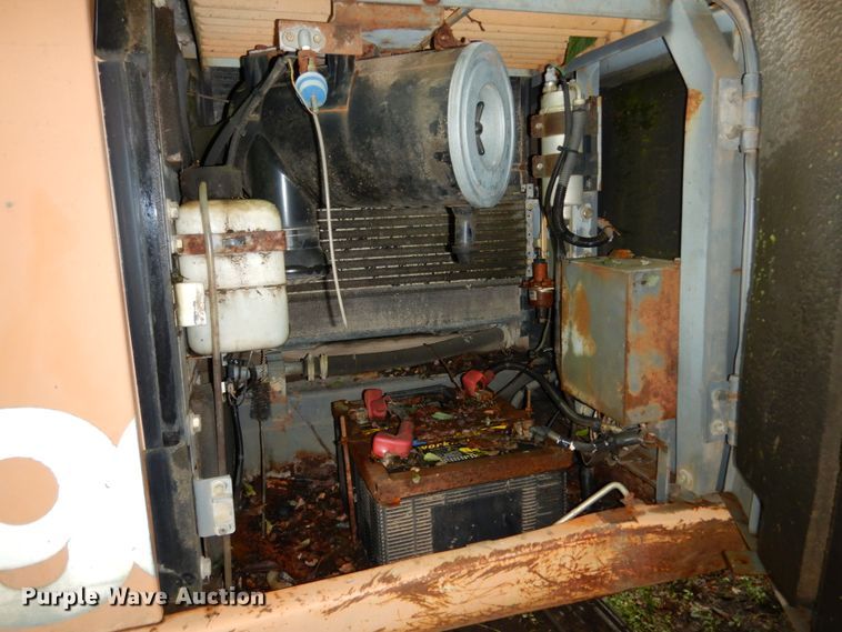 image for item II9581 1998 Case 9020B  excavator