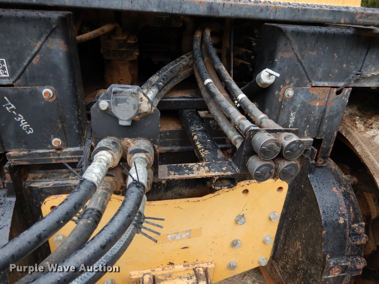 image for item II9583 1993 Caterpillar Challenger 75  tractor