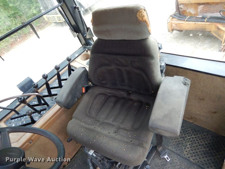 image for item II9583 1993 Caterpillar Challenger 75  tractor