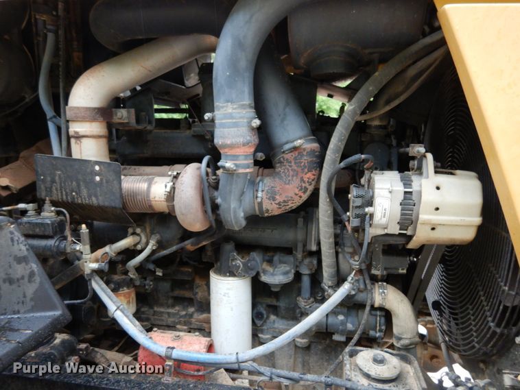 image for item II9583 1993 Caterpillar Challenger 75  tractor