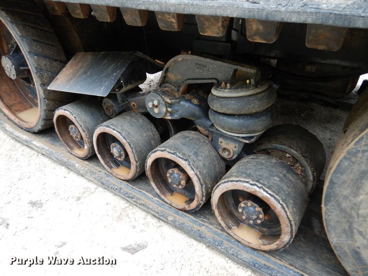 image for item II9583 1993 Caterpillar Challenger 75  tractor