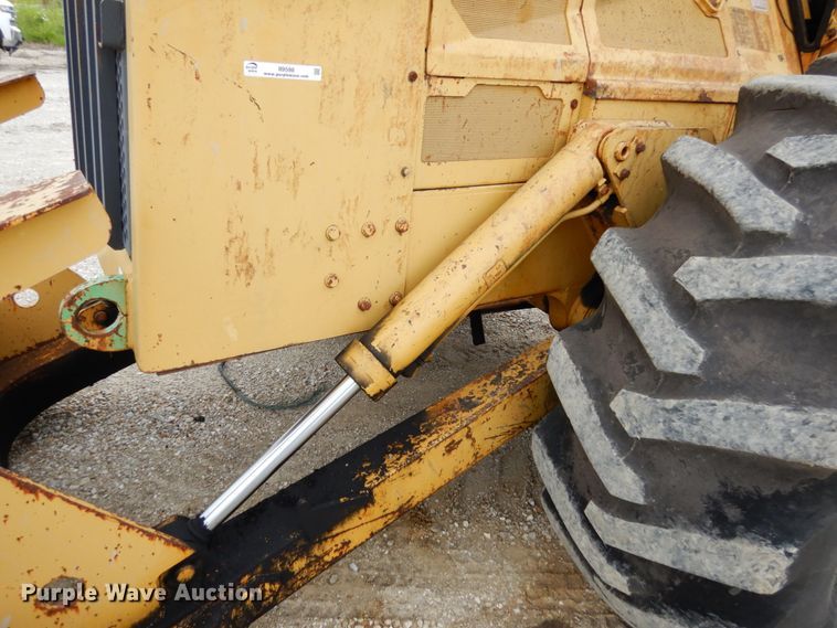 image for item II9598 Caterpillar 528  skidder