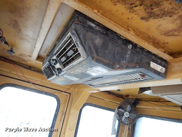 image for item II9598 Caterpillar 528  skidder