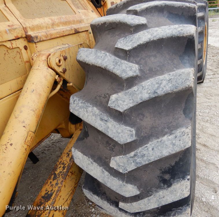 image for item II9598 Caterpillar 528  skidder