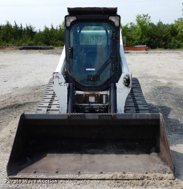 image for item II9602 2010 Bobcat T650  tracked skid steer loader