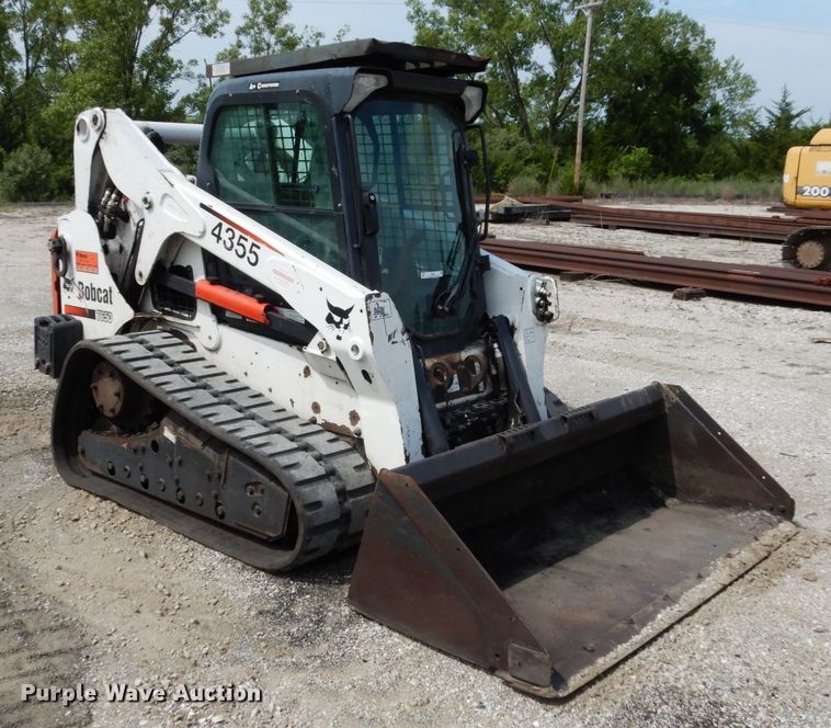 image for item II9602 2010 Bobcat T650  tracked skid steer loader