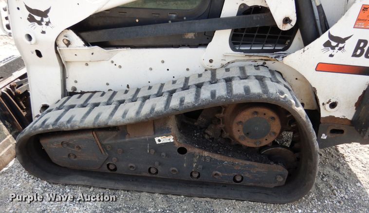 image for item II9602 2010 Bobcat T650  tracked skid steer loader