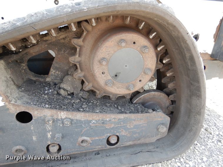 image for item II9602 2010 Bobcat T650  tracked skid steer loader