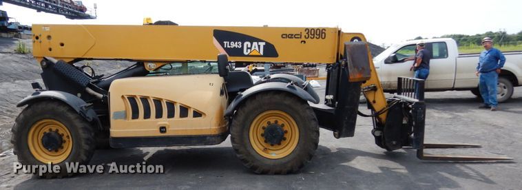 image for item II9603 2009 Caterpillar TL943  telehandler