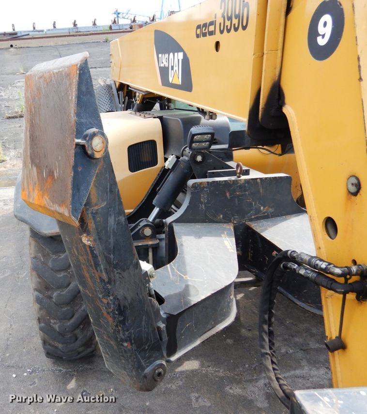 image for item II9603 2009 Caterpillar TL943  telehandler