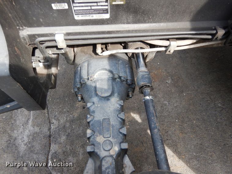 image for item II9603 2009 Caterpillar TL943  telehandler