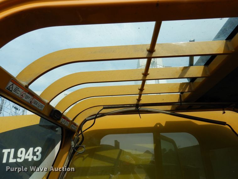 image for item II9603 2009 Caterpillar TL943  telehandler
