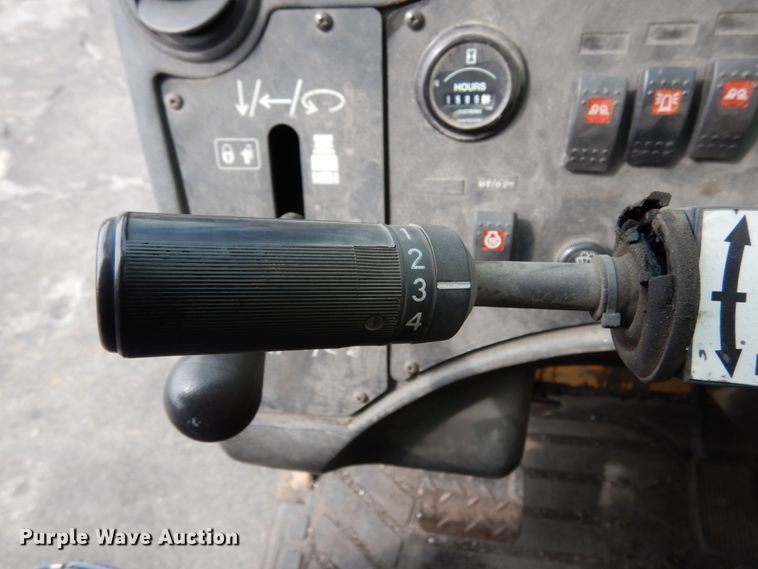 image for item II9603 2009 Caterpillar TL943  telehandler