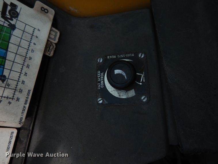 image for item II9603 2009 Caterpillar TL943  telehandler