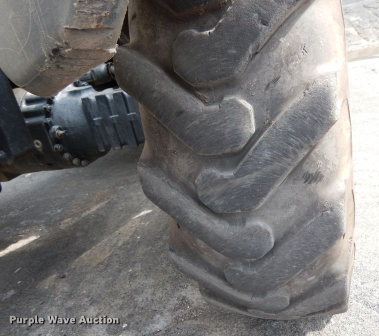 image for item II9603 2009 Caterpillar TL943  telehandler