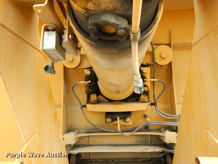 image for item II9605 Caterpillar 740EJ  haul truck ejection bed