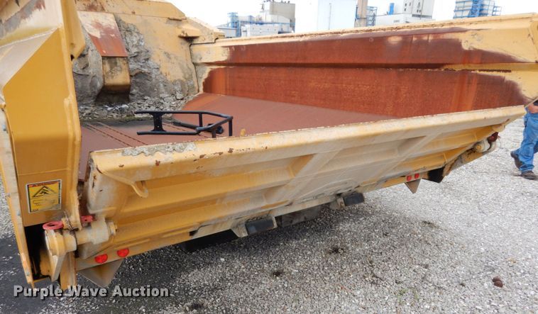 image for item II9605 Caterpillar 740EJ  haul truck ejection bed