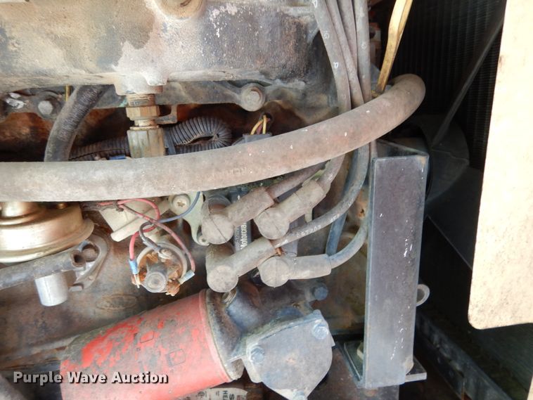 image for item II9608 2000 JLG 33RTS  scissor lift