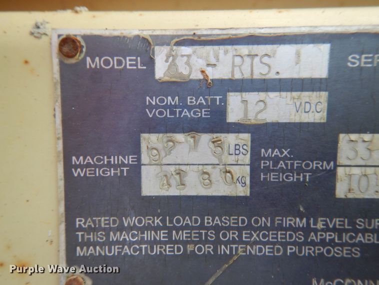 image for item II9608 2000 JLG 33RTS  scissor lift