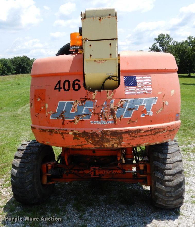 image for item II9609 1996 JLG 600S  boom lift