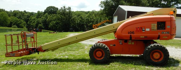 image for item II9609 1996 JLG 600S  boom lift