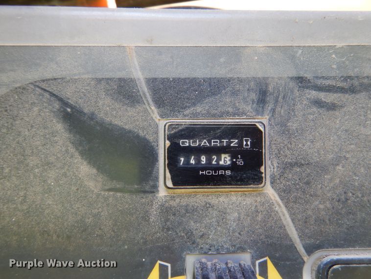 image for item II9609 1996 JLG 600S  boom lift