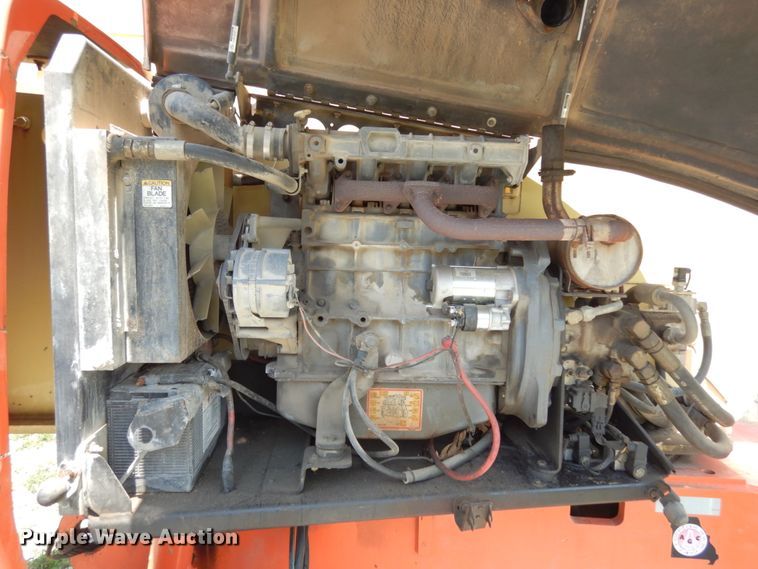 image for item II9609 1996 JLG 600S  boom lift