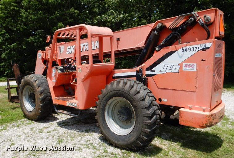 image for item II9610 2005 JLG Skytrak 10054  telehandler